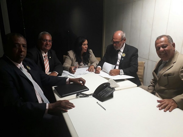 Senadora Rose de Freitas e deputado Ademir Camilo se unem em favor dos pleitos dos TFFAs